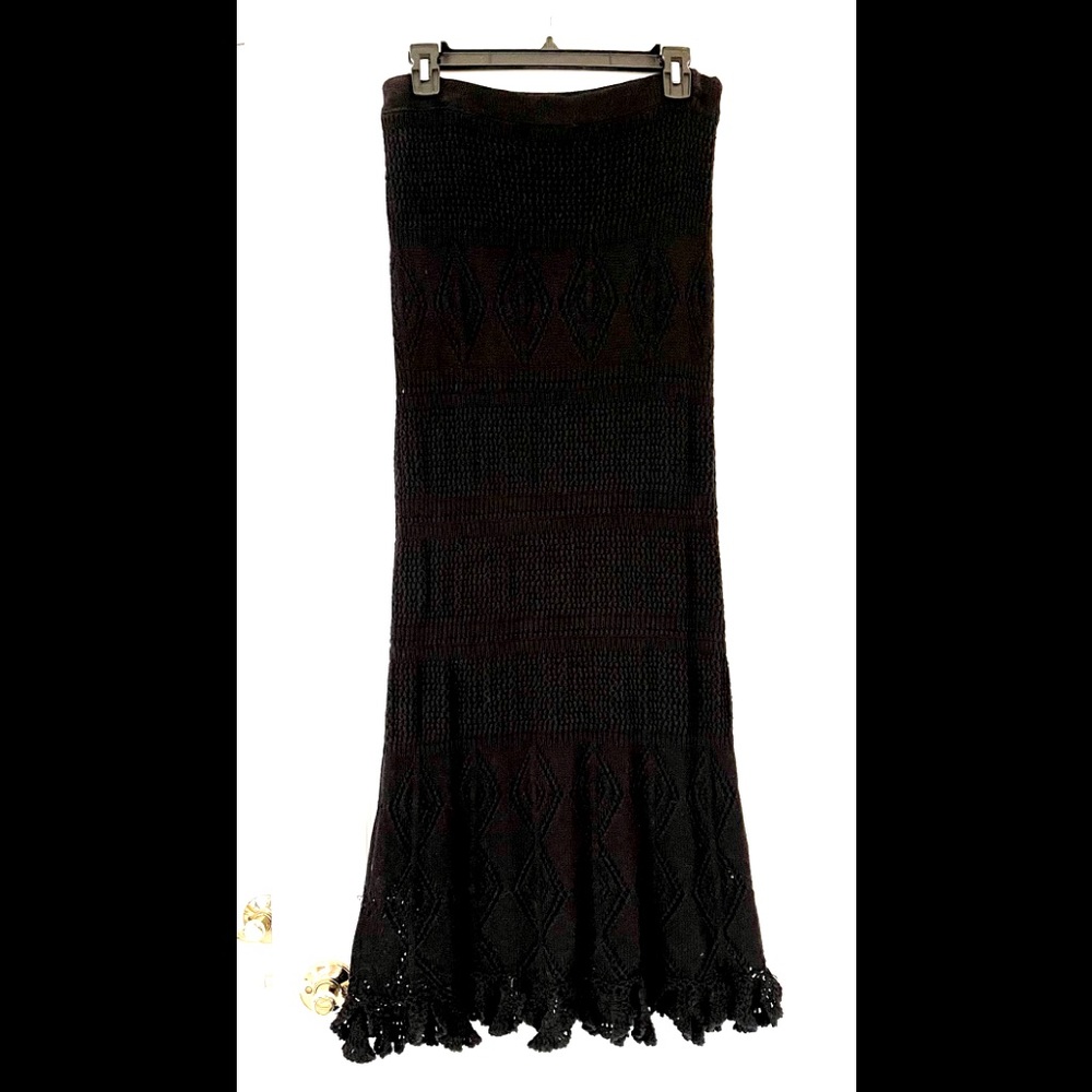 Beautiful Linea Domani Black Crocheted Skirt